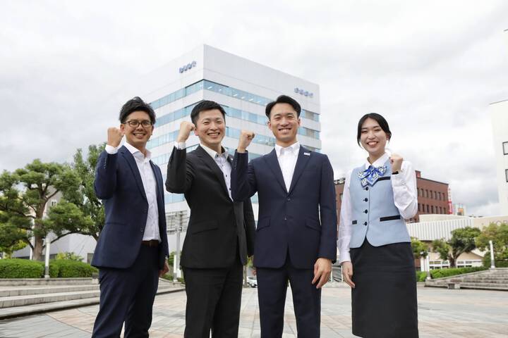 企業イメージ min