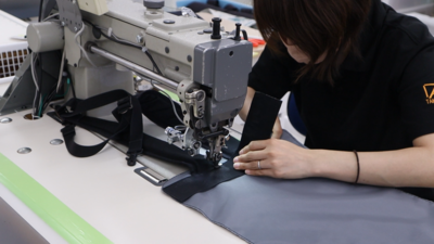 ミシンによる縫製作業①