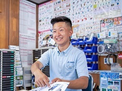 社員4